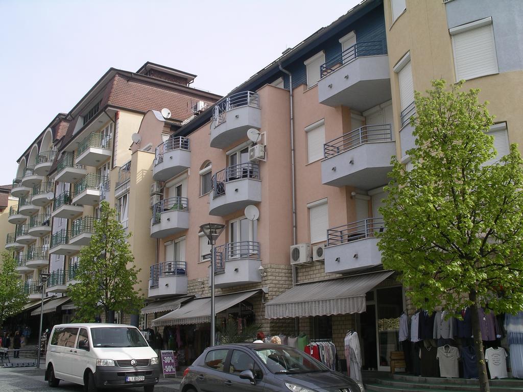 Centrum 2 Apartmanok Hévíz Esterno foto